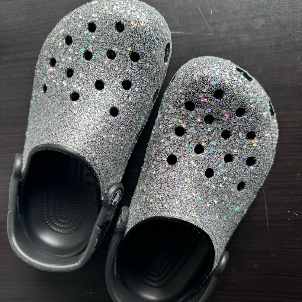 CROCS Black Sandals with Classic Comfort Design